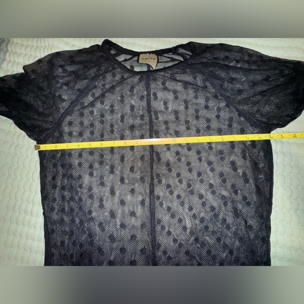 Sebastian Sheer Black Polka Dot Top. Men’s But Unisex Imo Size Medium Euc — image 5 of 8